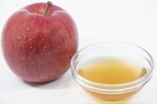 リンゴ酢の飲み方で一番のおすすめは炭酸水割り！簡単レシピをご紹介！